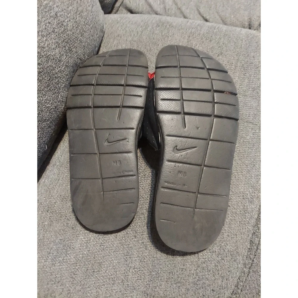 Nike Comfort Slide 2 Sandals Slippers Men's 8 Black Red  Slides Sandals Pool